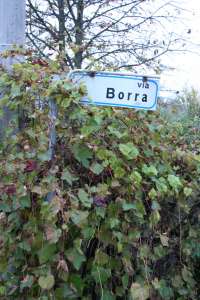 Via Borra Sign